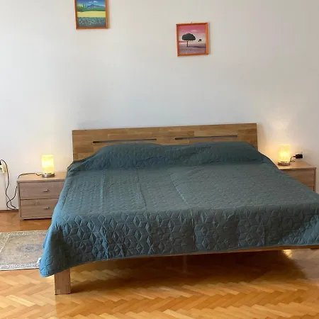 Διαμέρισμα Hrnjic *