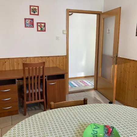 Hrnjic Apartment *