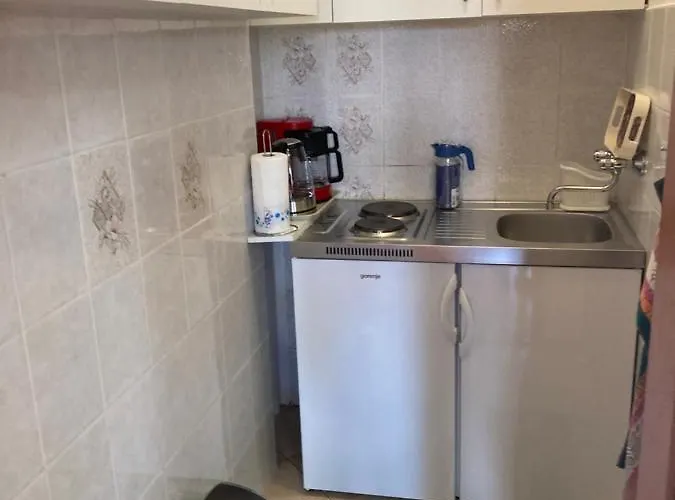 Hrnjic * Ουμάγκ