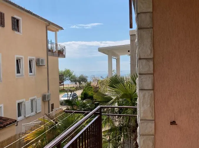 Hrnjic Апартаменты *