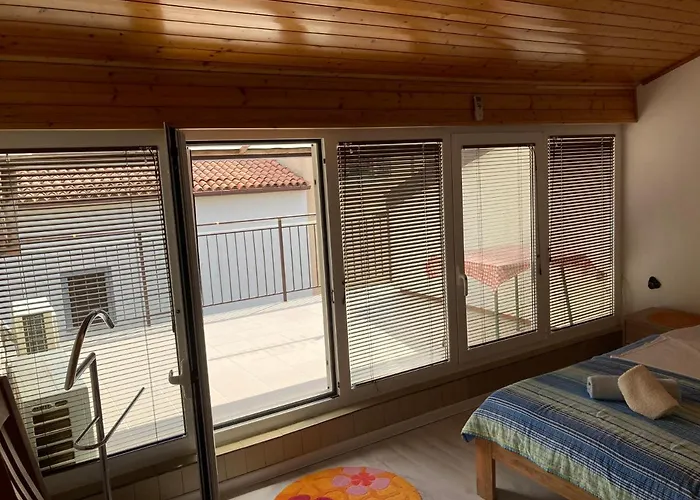 Hrnjic Апартаменты