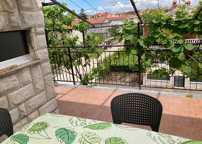 Hrnjic Апартаменты Умаг