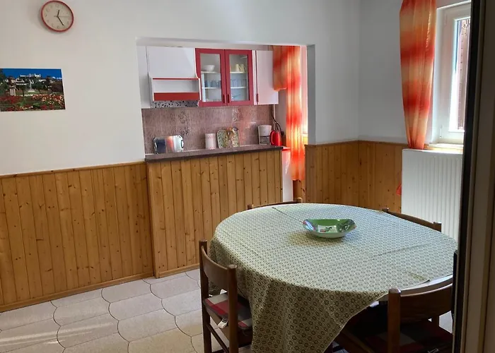 Апартаменты Hrnjic Умаг