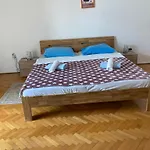 Hrnjic * Umago